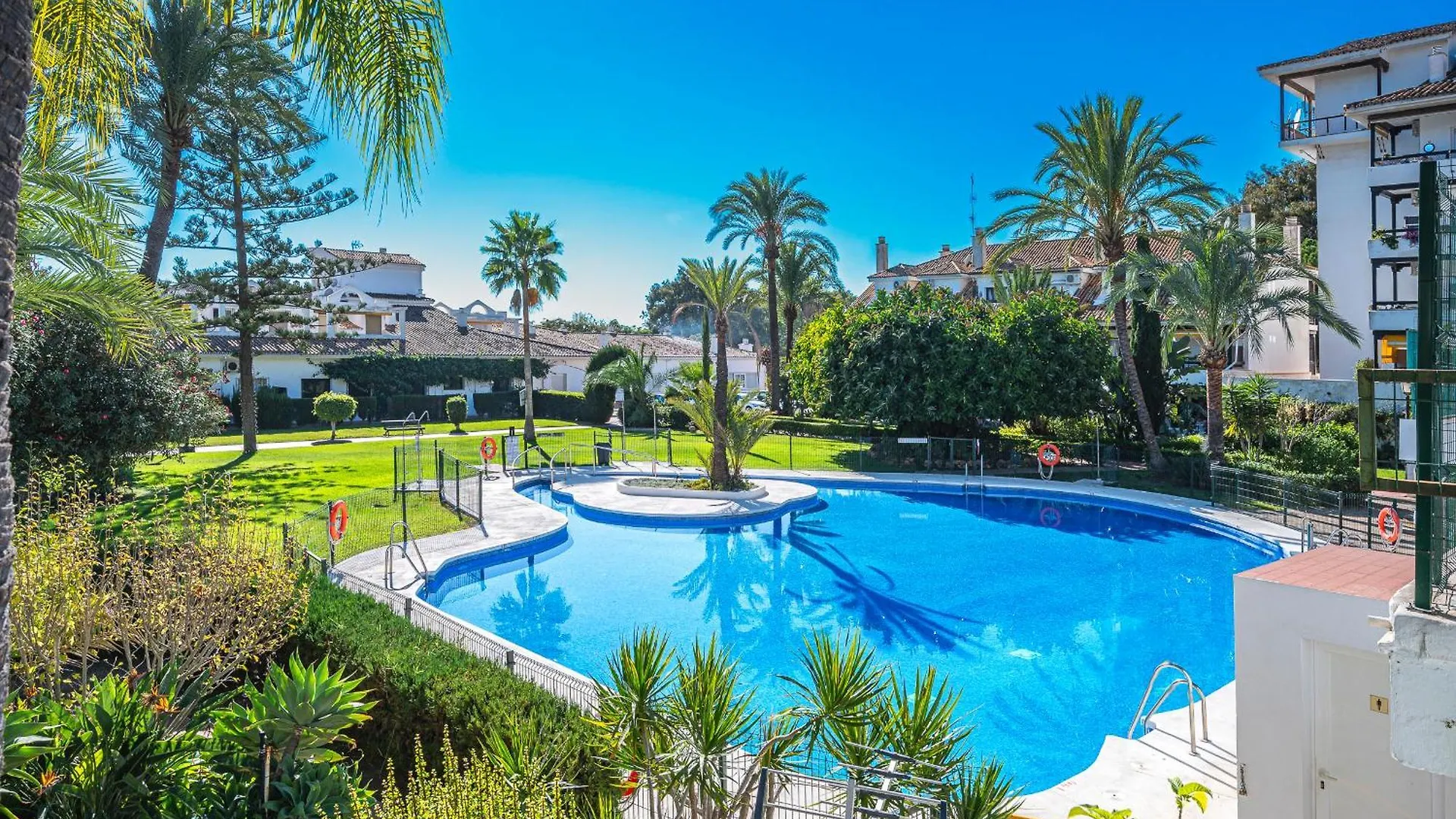 Apartment Fancy 2Br In Golden Mile Close To The Beach Marbella Spain